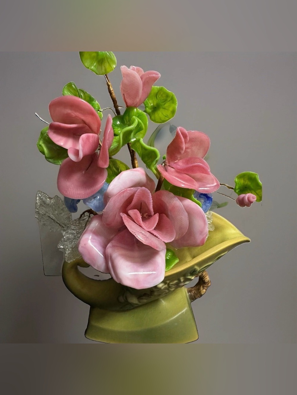 Roseville Pottery Floral Arrangement with Green Leaves - Vintage 1949